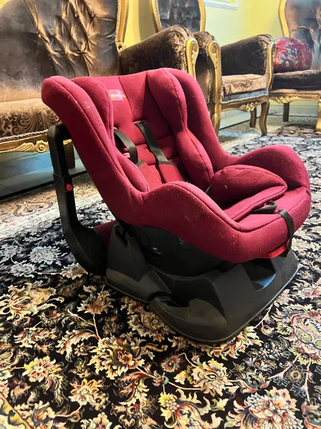 صندلی ماشین|تخت و صندلی بچه|فولادشهر, A4|دیوار