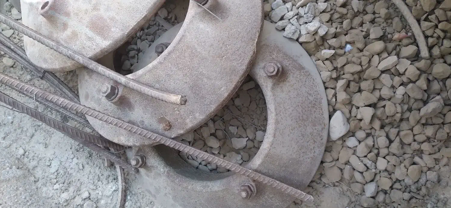 وزنه جلو تراکتور وداخل لاستیک جلو|قطعات یدکی و لوازم جانبی|خورموج, |دیوار