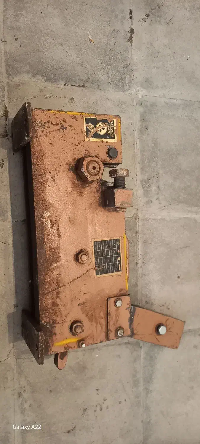 قیچی ارماتور بندی در حد نو جنس قدیمی|ابزارآلات|بردسیر, |دیوار