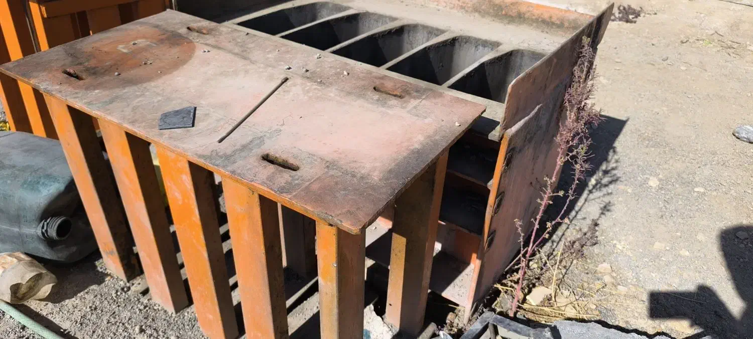 دستگاه جدول زن نیمه اتوماتیک|ماشین‌آلات صنعتی|لردگان, |دیوار