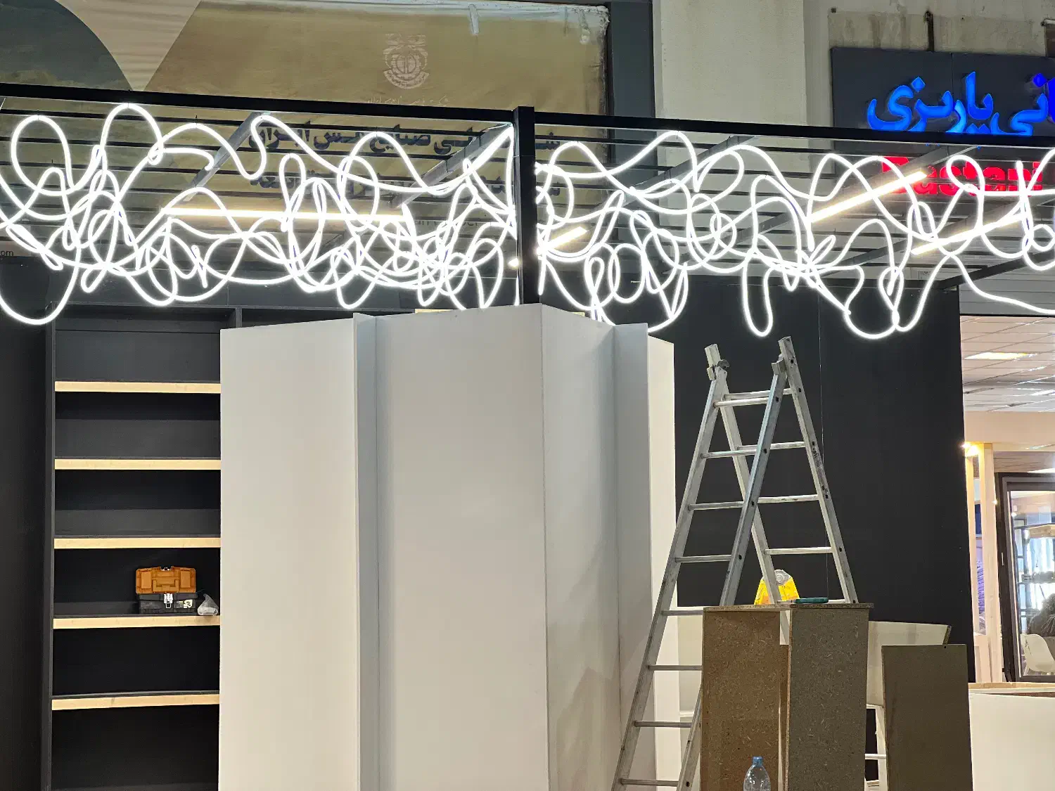 شاگرد برقکار|استخدام معماری، عمران و ساختمانی|کرمان, |دیوار