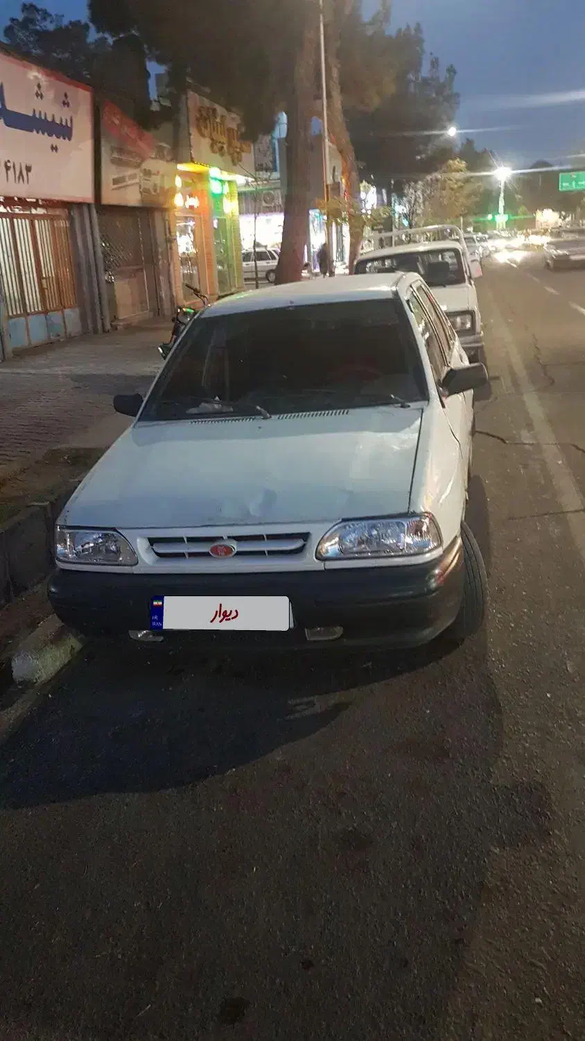 پراید سفید مدل۸۲|خودرو سواری و وانت|سبزوار, قصبه اب یمین|دیوار