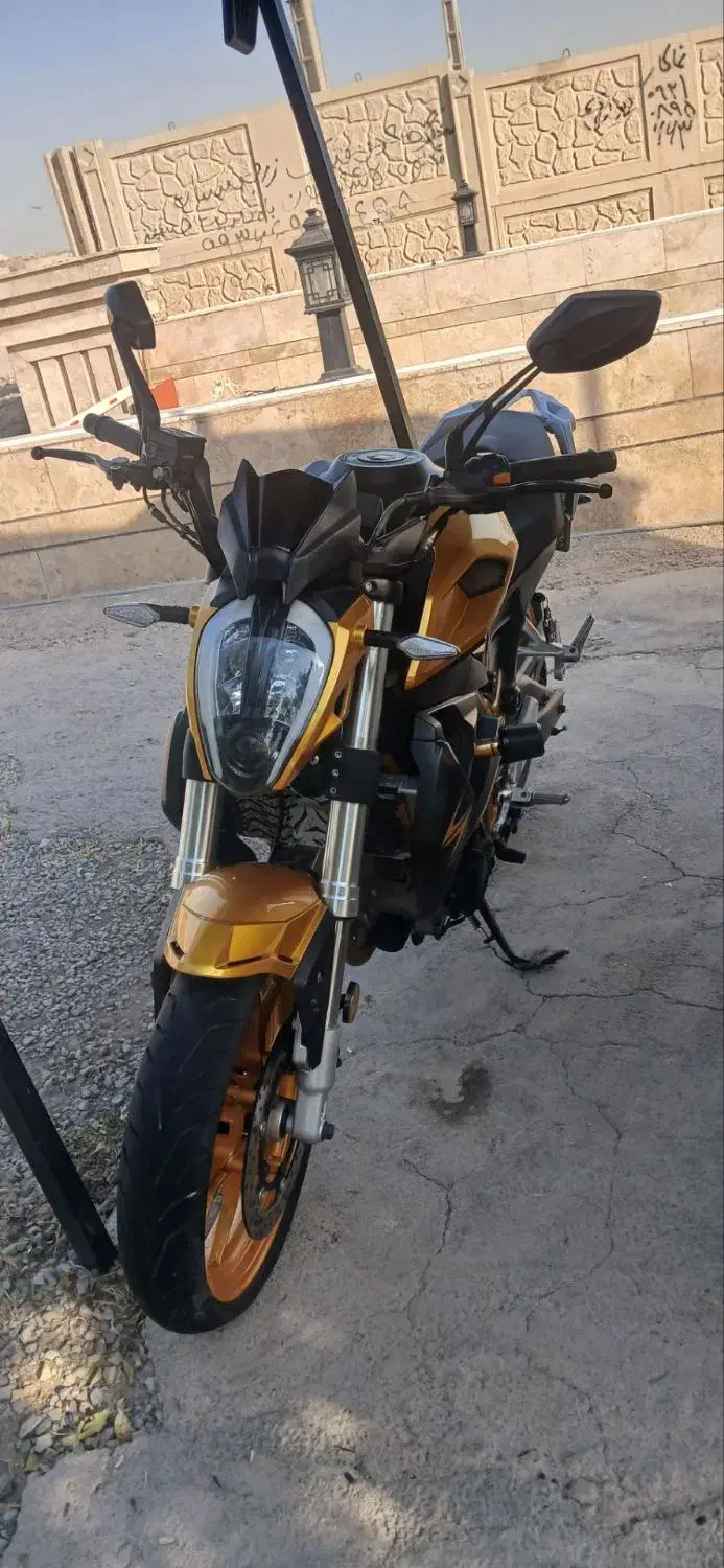 موتور بلنتا z300 دو سیلندر رادیات دار|موتورسیکلت|محمدیه-قزوین, |دیوار