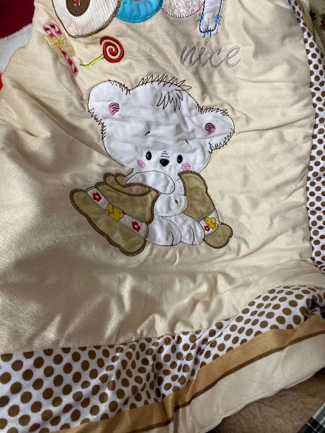 پتو و پشه بند و تشک کودک|رختخواب، بالش، پتو|سمنان, |دیوار