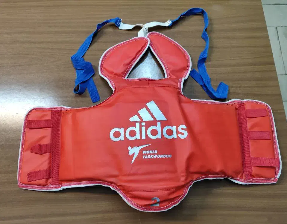 هوگو تکواندو + رو پایی + کاپ محافظ مثانه|تجهیزات ورزشی|تهران, علم و صنعت|دیوار