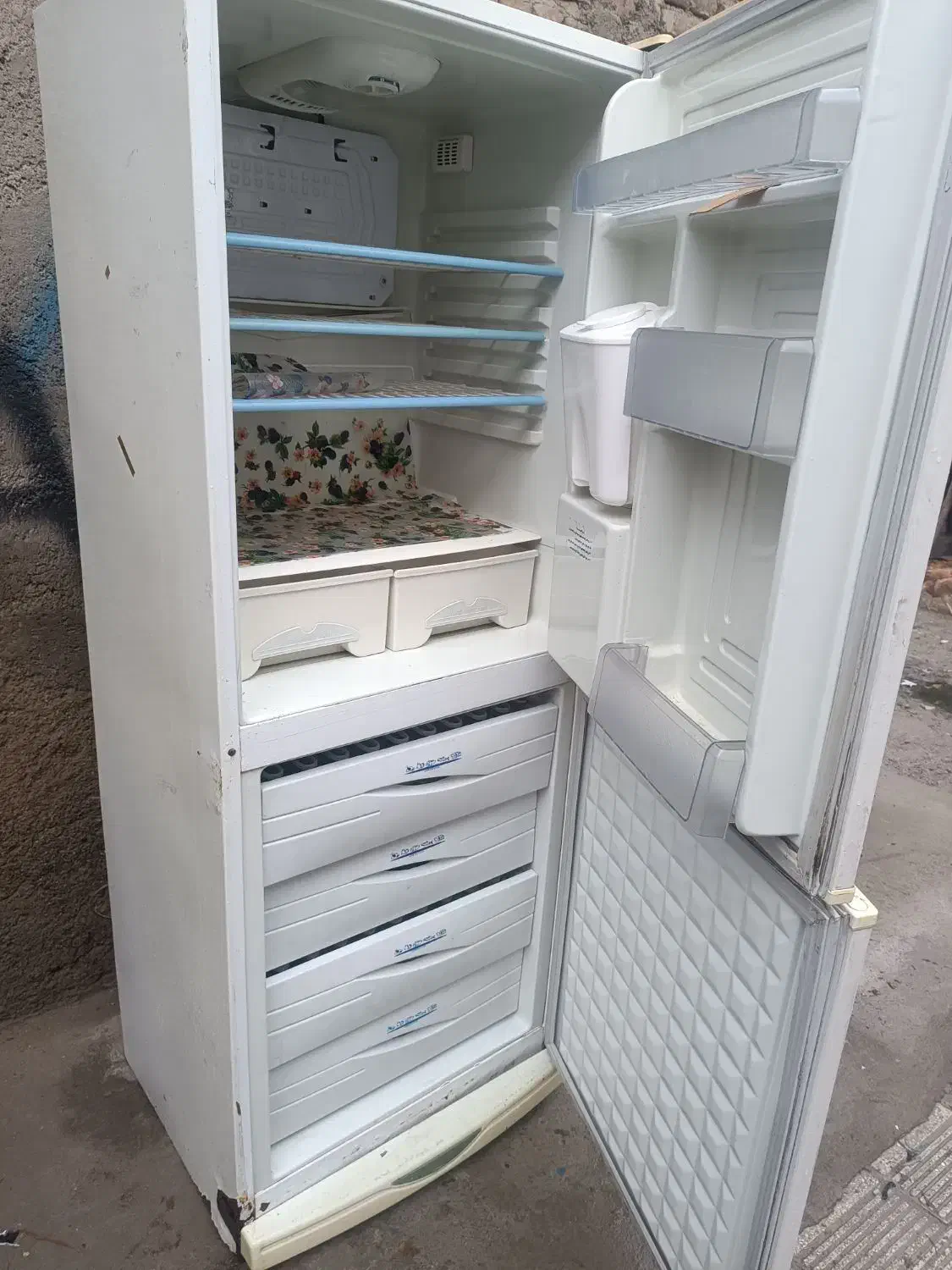 یخچال فریزر سیلوان.|یخچال و فریزر|گرگان, |دیوار