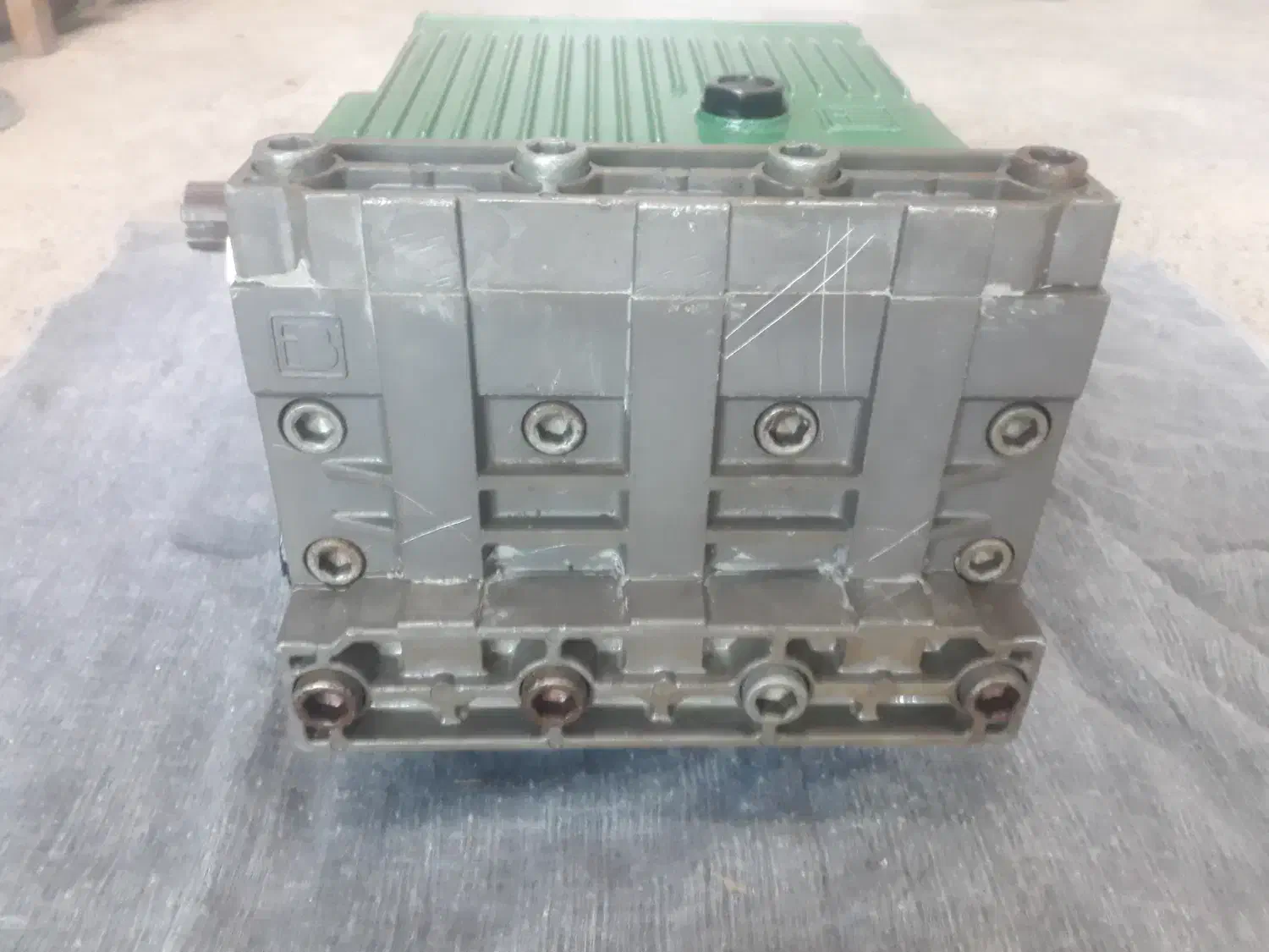 پمپ کارواش و سم پاش برتلونی|ماشین‌آلات صنعتی|بوئین زهرا, |دیوار