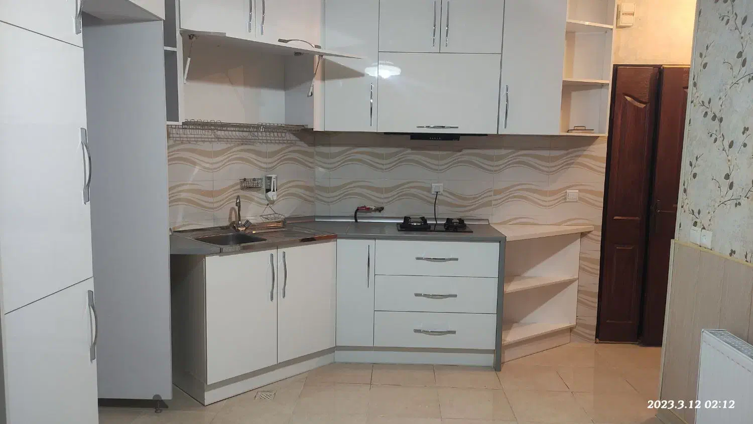 فروش سوییت آپارتمان دارای وام مسکن با سند تک برگ|فروش آپارتمان|اصفهان, اصفهانک|دیوار