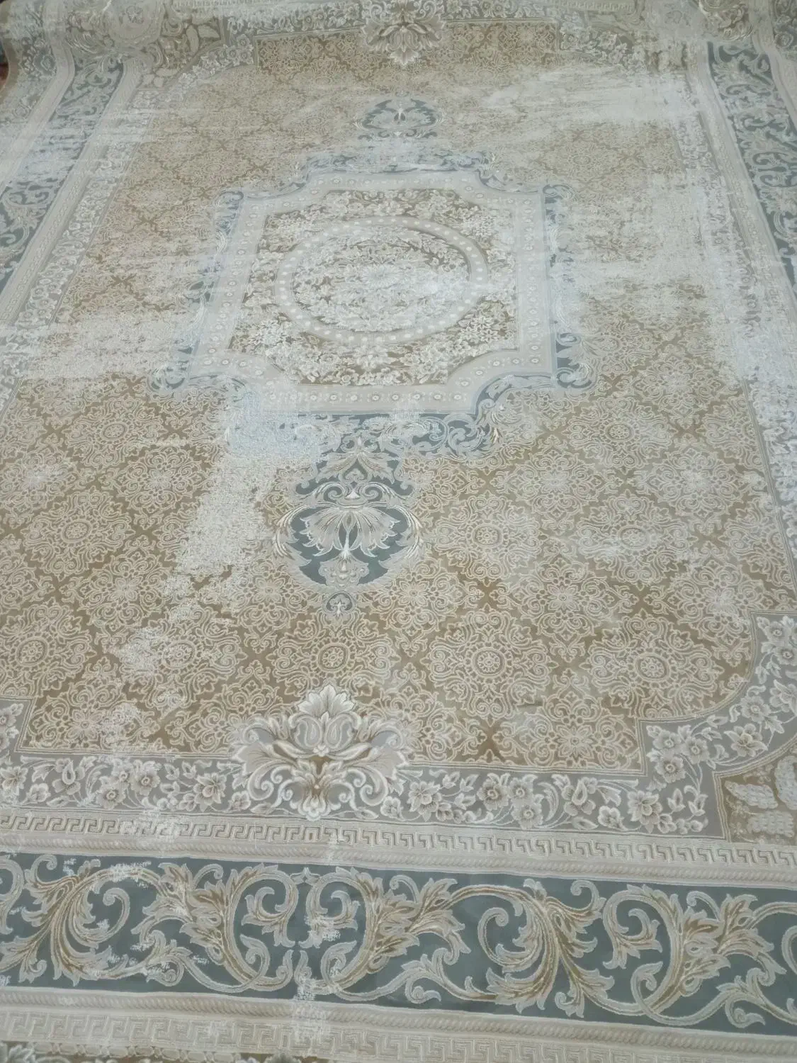 فرش ۱۲متری ۱۰۰۰شانه نو|فرش|قم, قلعه کامکار|دیوار