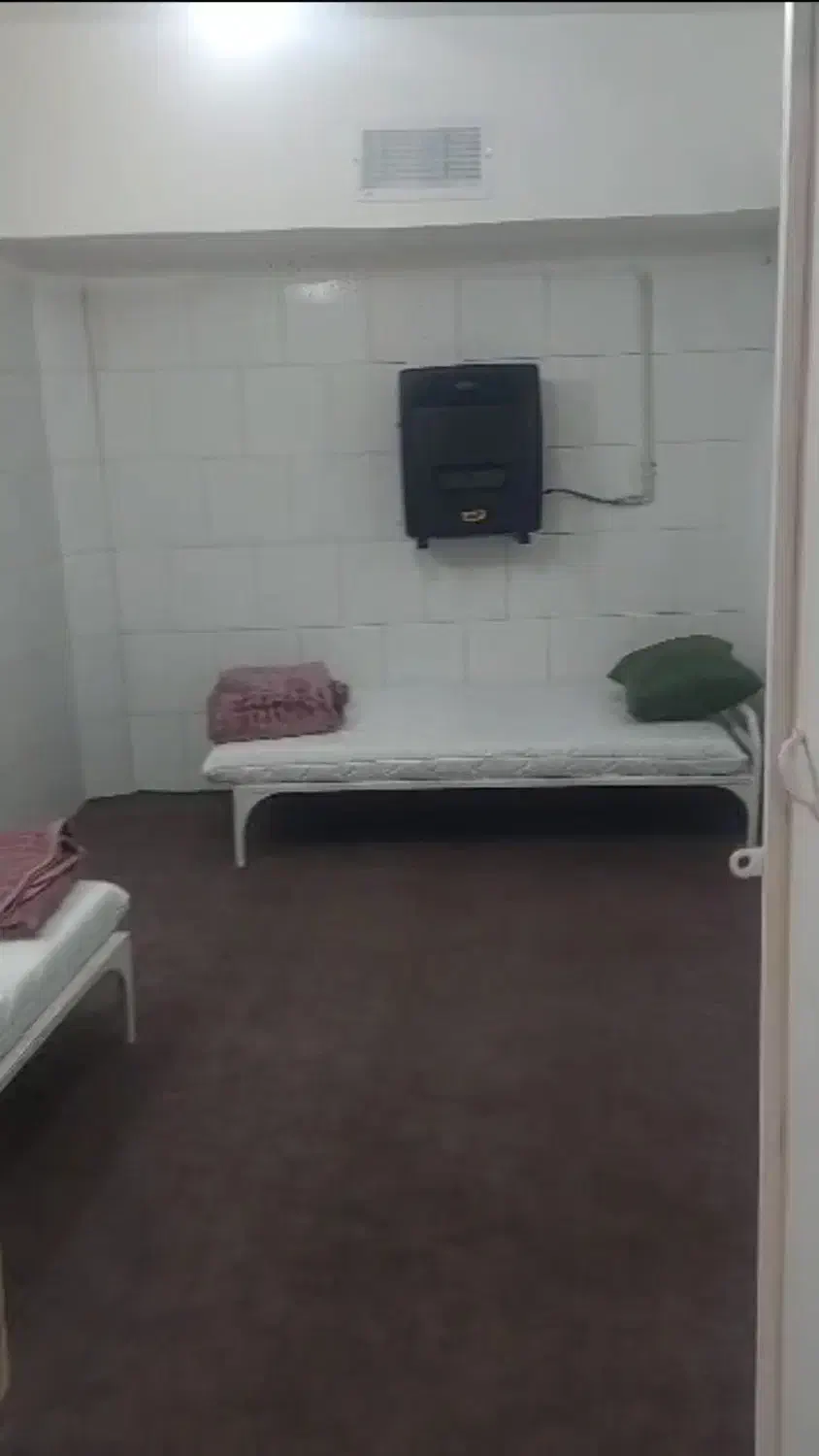 منزل مبله مسافر خانه|اجارهٔ کوتاهمدت آپارتمان و سوئیت|شیراز, تحویلی|دیوار