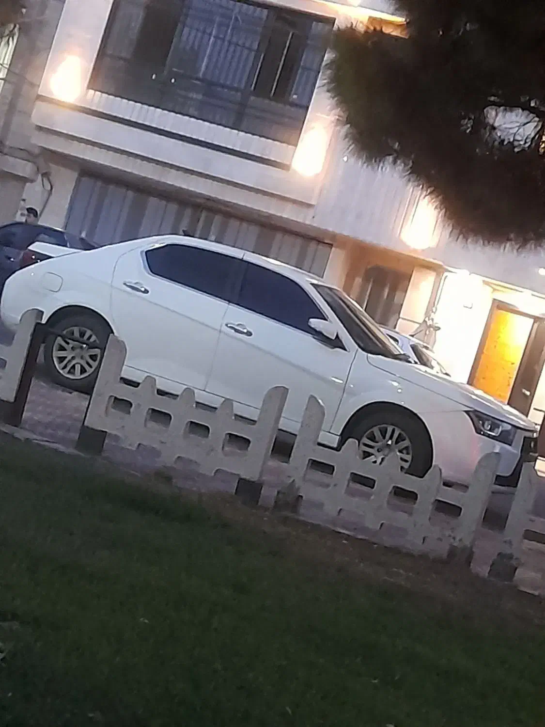 دنا پلاس کم کار|خودرو سواری و وانت|قزوین, |دیوار