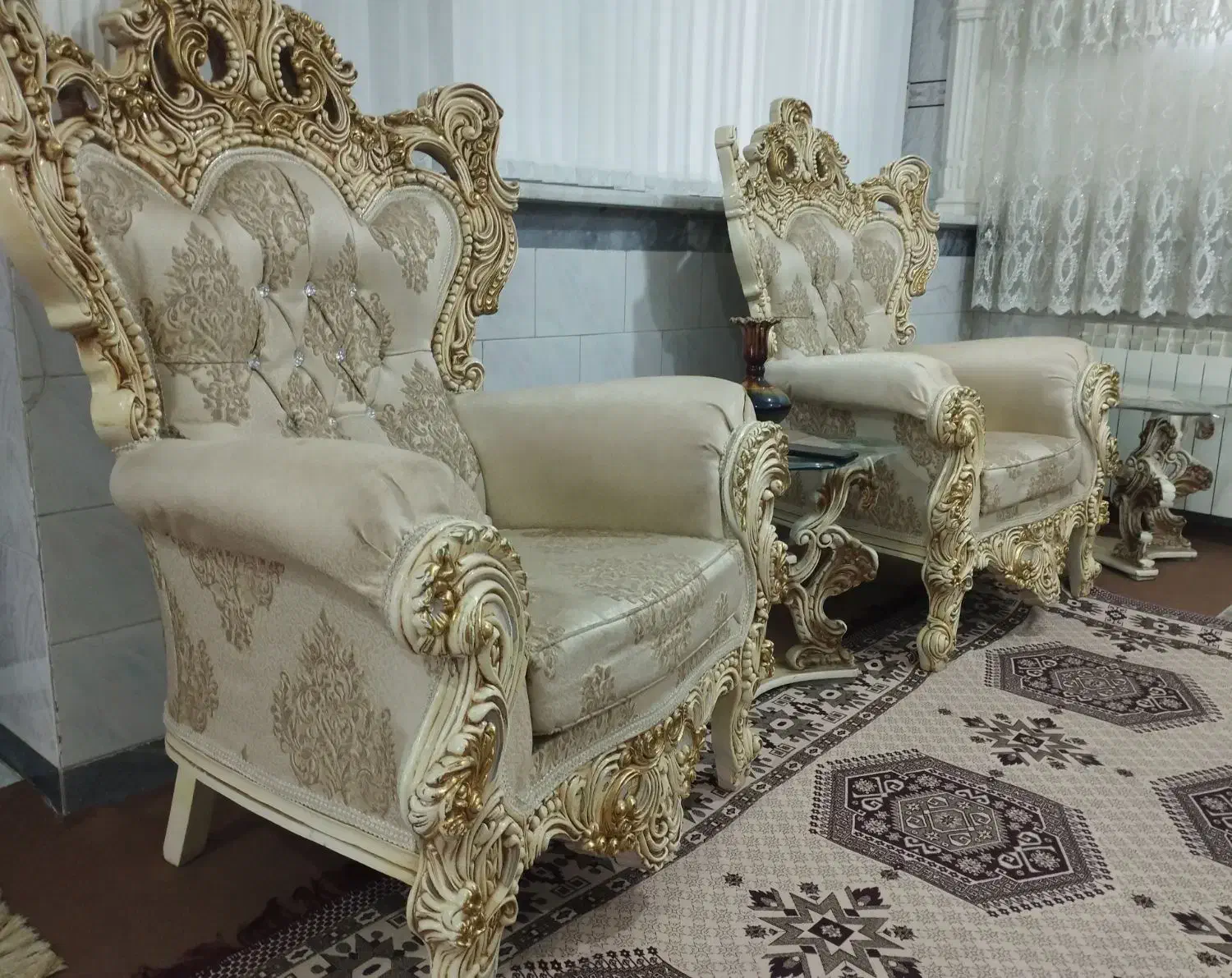 مبل سلطنتی 9 نفره کرم رنگ|مبلمان خانگی و میز عسلی|سقز, |دیوار