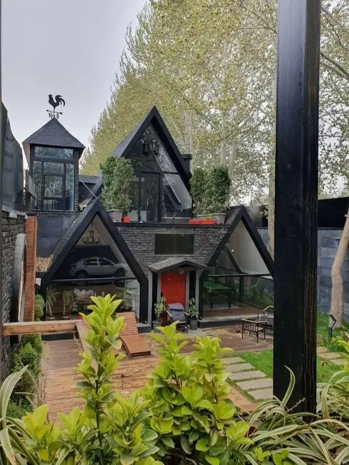 اجاره روزانه ویلا سوئیسی آب گرم در گویم|اجارهٔ کوتاهمدت ویلا و باغ|شیراز, گویم|دیوار