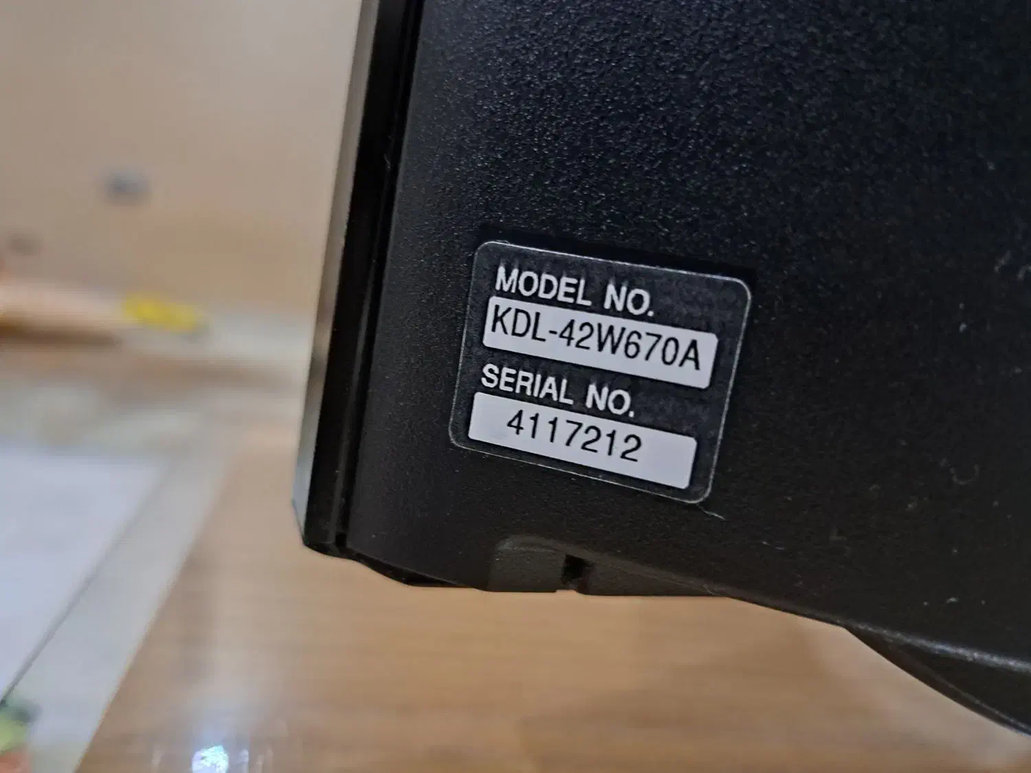 تلویزیون  ال ای دی 42 اینچ مالی صفحه ضربه خورده|تلویزیون و پروژکتور|خرم‌آباد, |دیوار