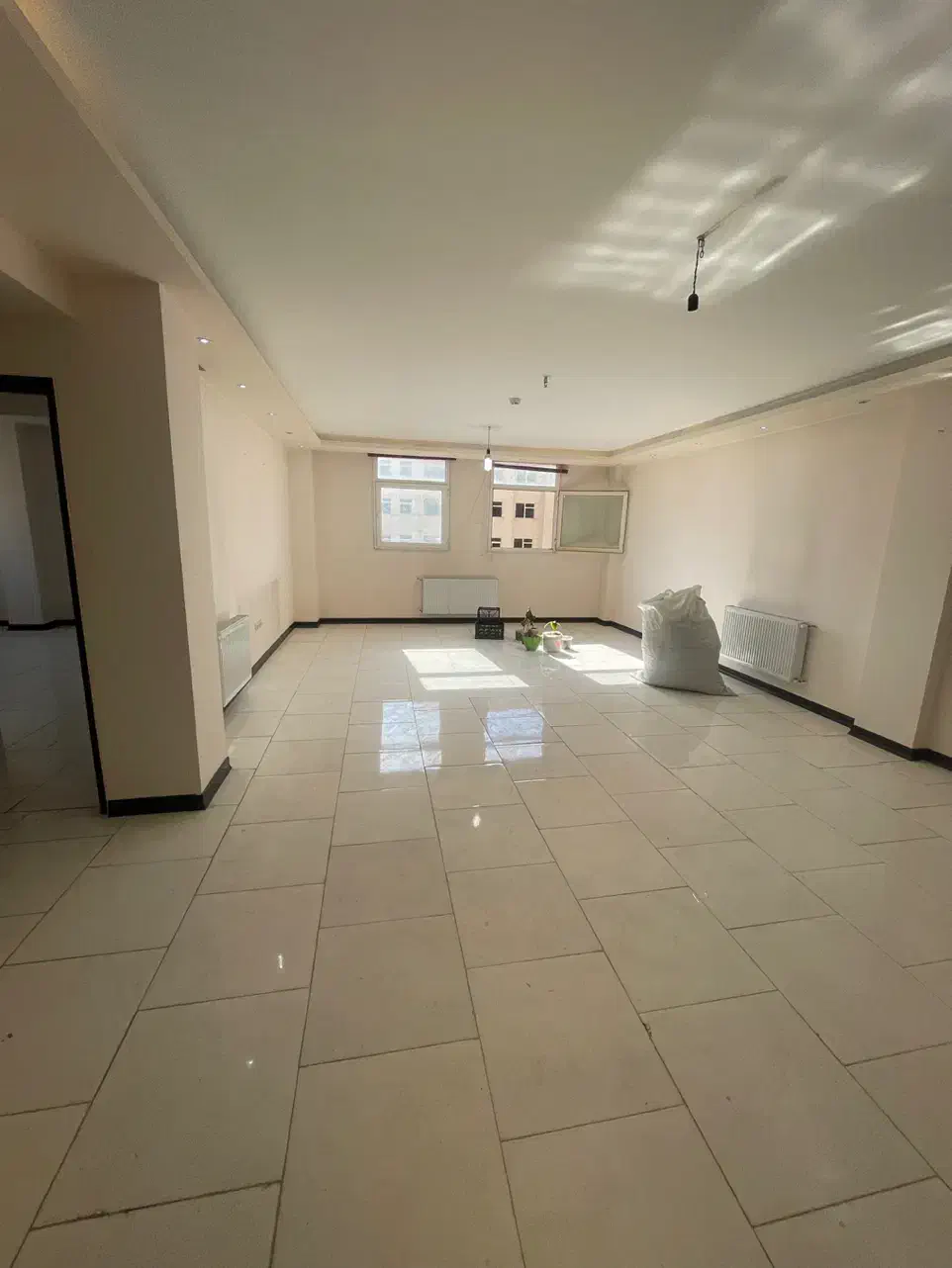 یه واحدشیک وتخلیه درمحله ی سی۸|فروش آپارتمان|فولادشهر, C8|دیوار