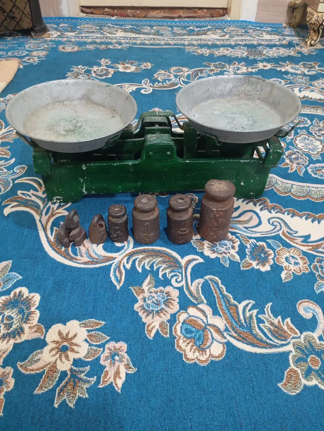 ترازو قدیمی|فروشگاه و مغازه|بروجرد, |دیوار