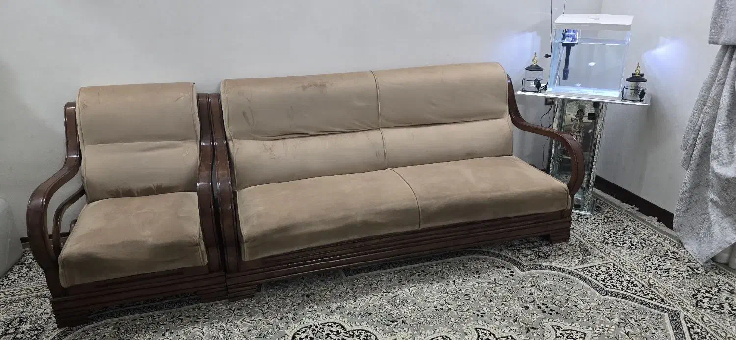 مبل ۵ نفره راحتی|مبلمان خانگی و میز عسلی|قم, باجک دو|دیوار