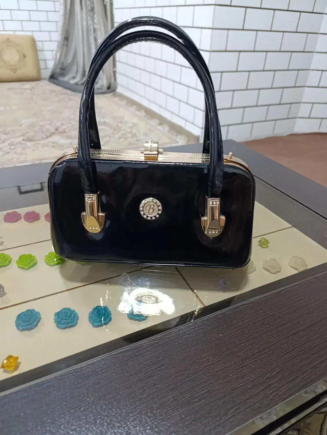 کیف مجلسی|کیف، کفش، کمربند|دزفول, |دیوار