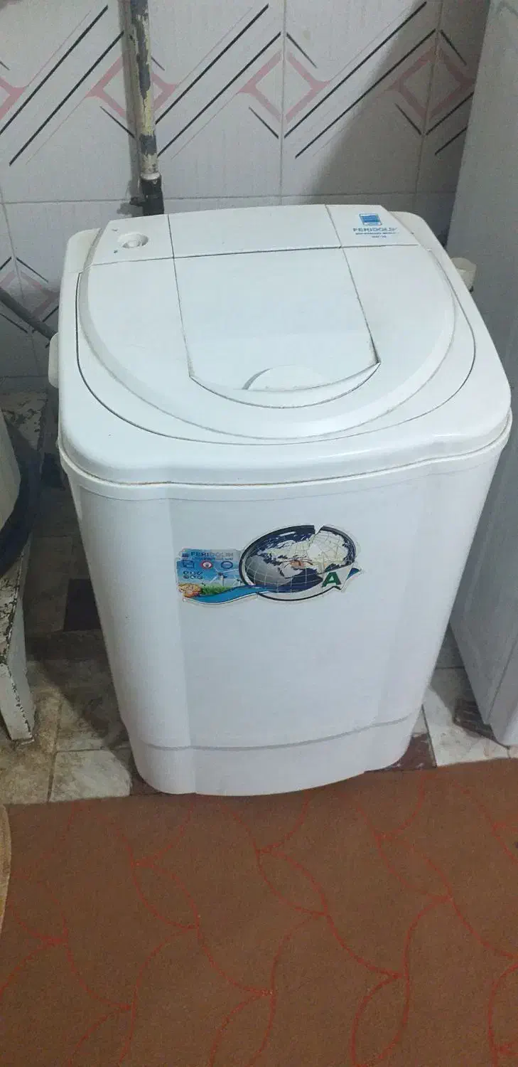 ماشین پتوشوی ولباس شوی مینیواش|ماشین لباسشویی و خشک‌کن لباس|الیگودرز, |دیوار