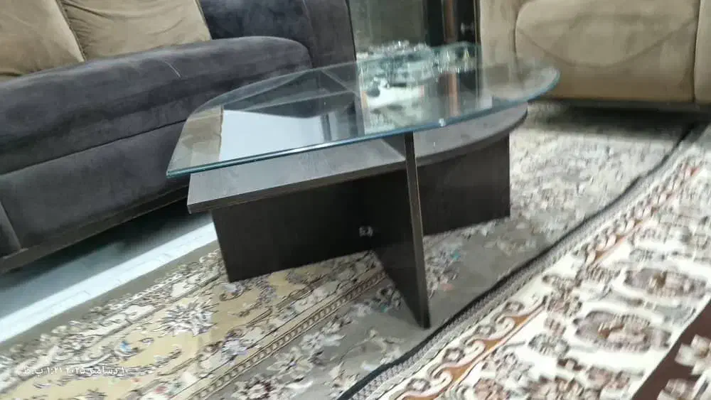 میز وسط چوب با کیفیت در حد نو|مبلمان خانگی و میز عسلی|لاهیجان, کوی خزر|دیوار