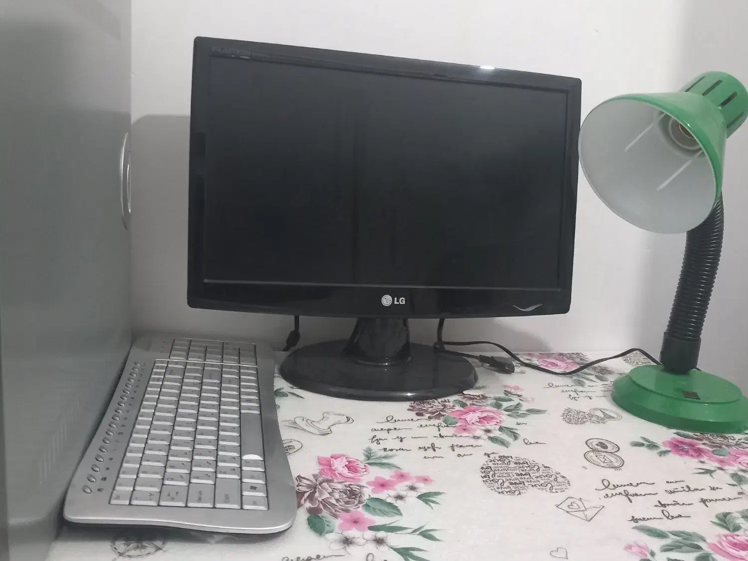 کامپیوتر ال جی خوب وسالم|رایانه رومیزی|شیراز, کوشک میدان|دیوار