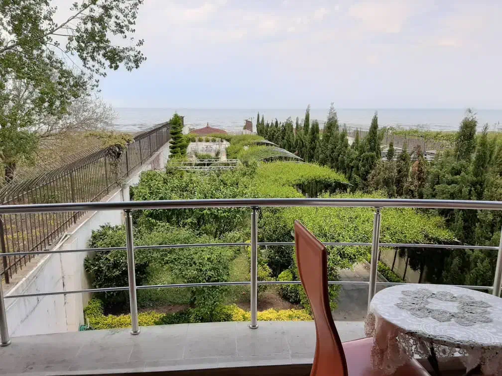 ویلای باغ ساحلی آتلانتیس دورهمی وتولد|اجارهٔ کوتاه‌مدت ویلا و باغ|بندر انزلی, چهارفریضه|دیوار