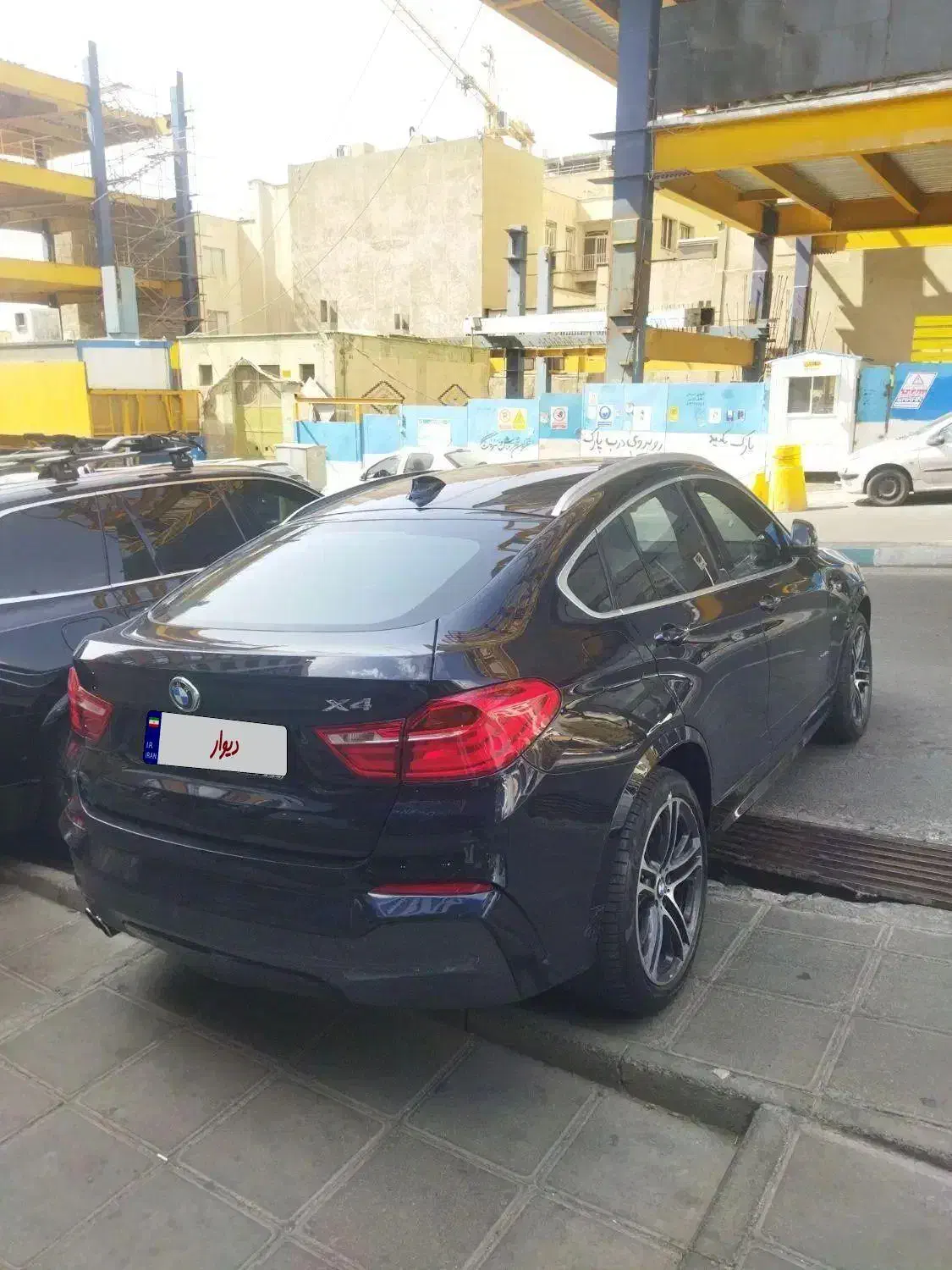 بی‌ام‌و x4 ۲۰۱۵ بدون رنگ فول کربن بلک سند تک برگ|خودرو سواری و وانت|تهران, سعادت‌آباد|دیوار