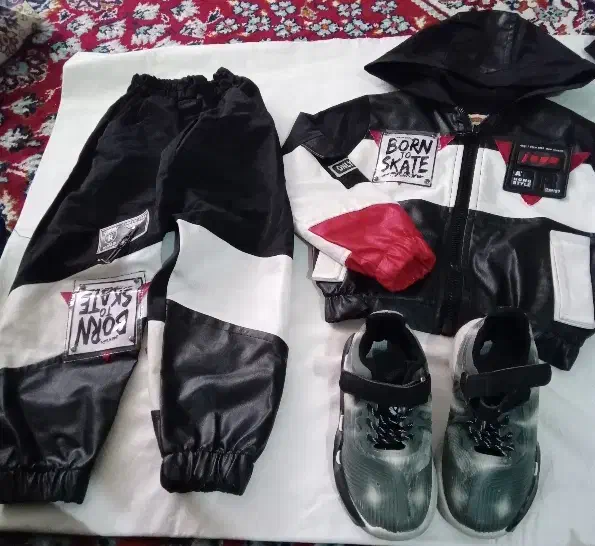 کاپشن شلوار در حد نو|کفش و لباس بچه|سهند, |دیوار