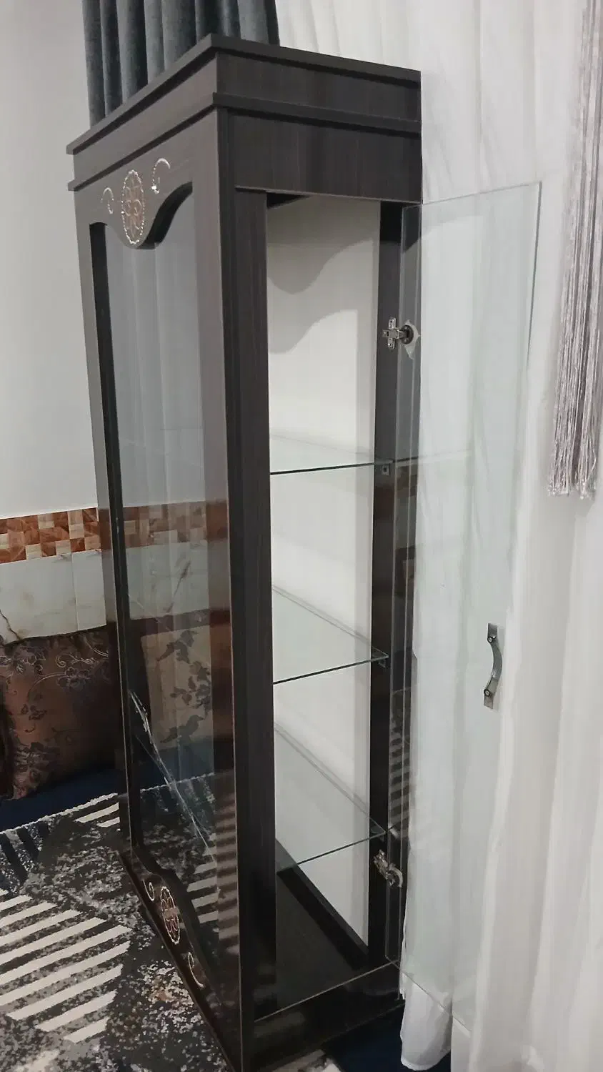 گنجینه سالم نو|بوفه، ویترین، کنسول|تربت جام, جامرود|دیوار