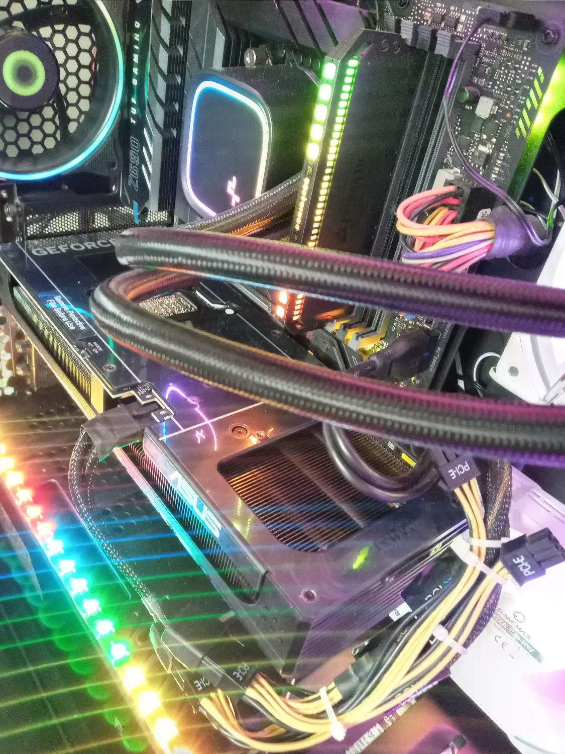 تدوین فیلم با سیستم کامپیوتری روز|خدمات رایانهای و موبایل|تهران, علم و صنعت|دیوار