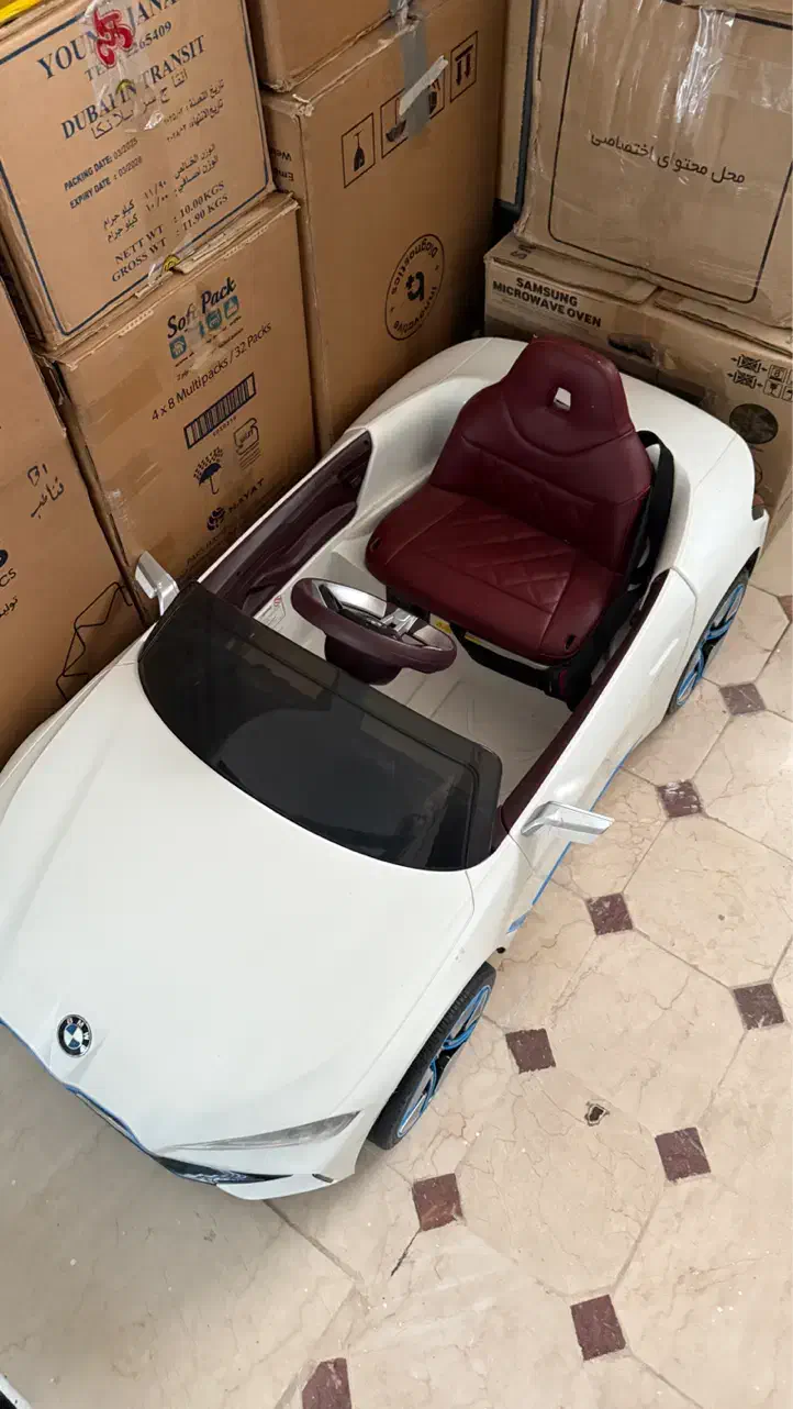 ماشین شارژی بی ام و|اسباب‌بازی بچه|شیراز, آبیاری|دیوار