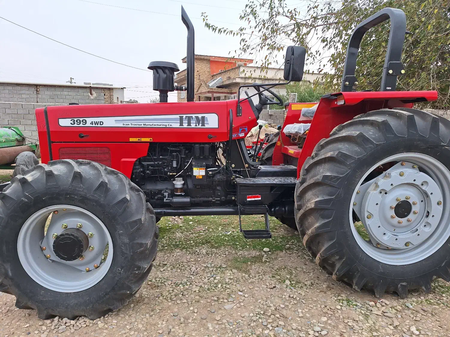 تراکتور ۳۹۹ مدل ۱۴۰۲|خودرو سنگین|گنبد کاووس, |دیوار