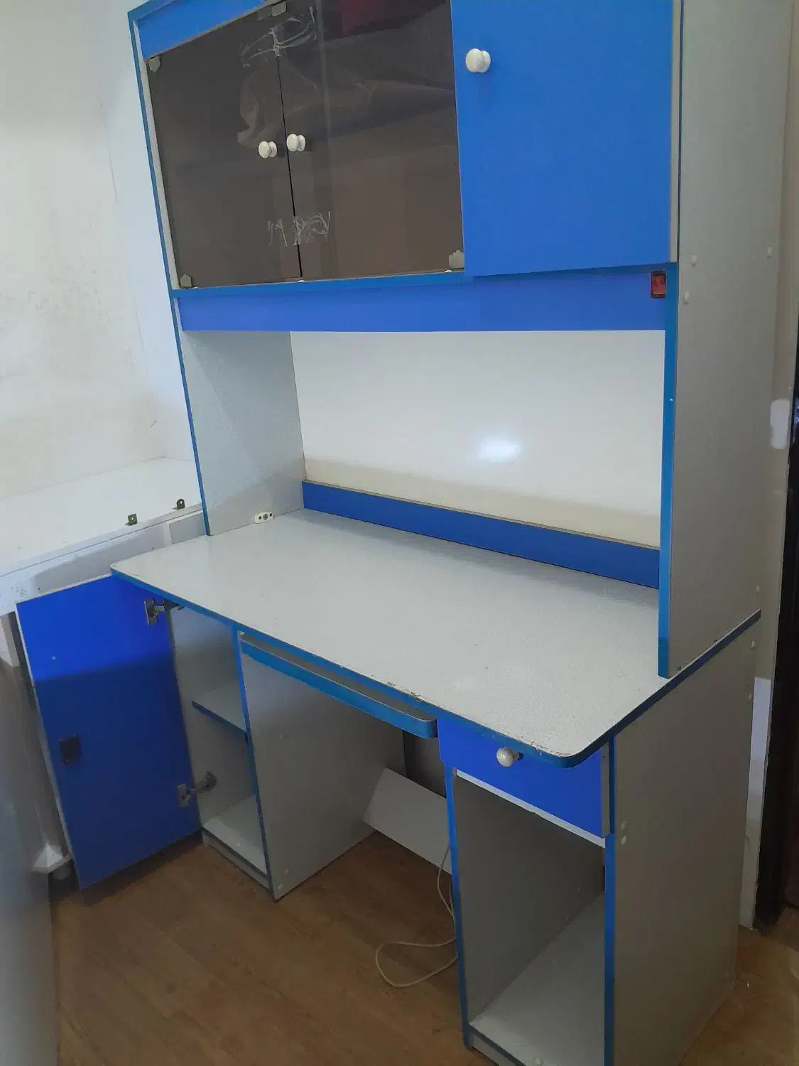 کمد کامپیوتر ام دی اف۲طبقه جداشونده شیک ومیز ۶نفره|میز تحریر و کامپیوتر|رشت, اسماعیل آباد|دیوار