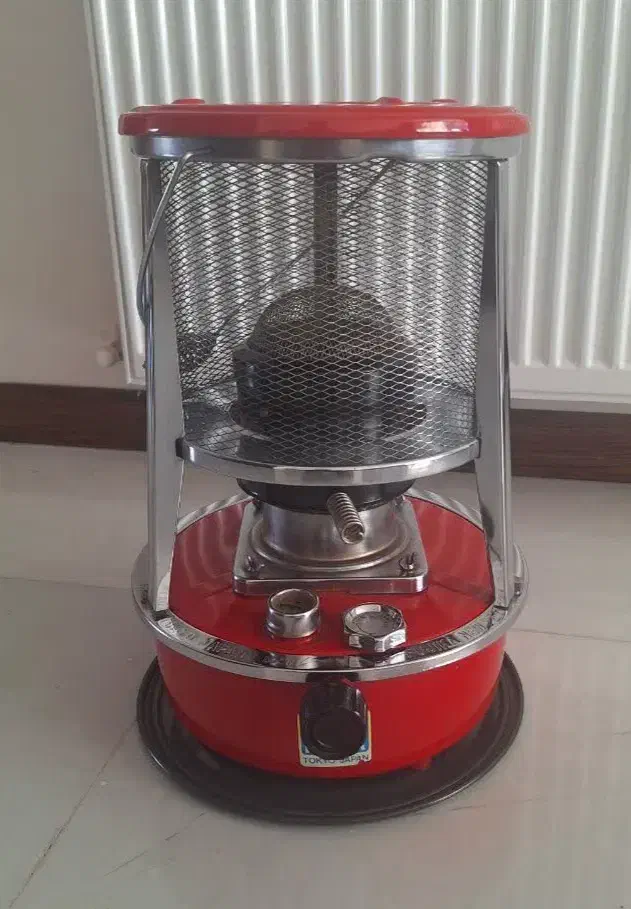 تیوست نفتی قدیمی|بخاری، هیتر، شومینه|کرمان, |دیوار