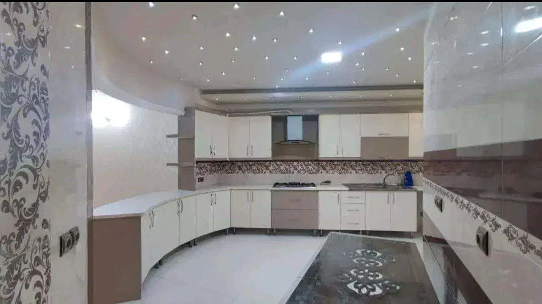 آپارتمان230متر/3خواب/تکواحدی/تاپ لوکیشن|اجارهٔ آپارتمان|قم, سالاریه|دیوار