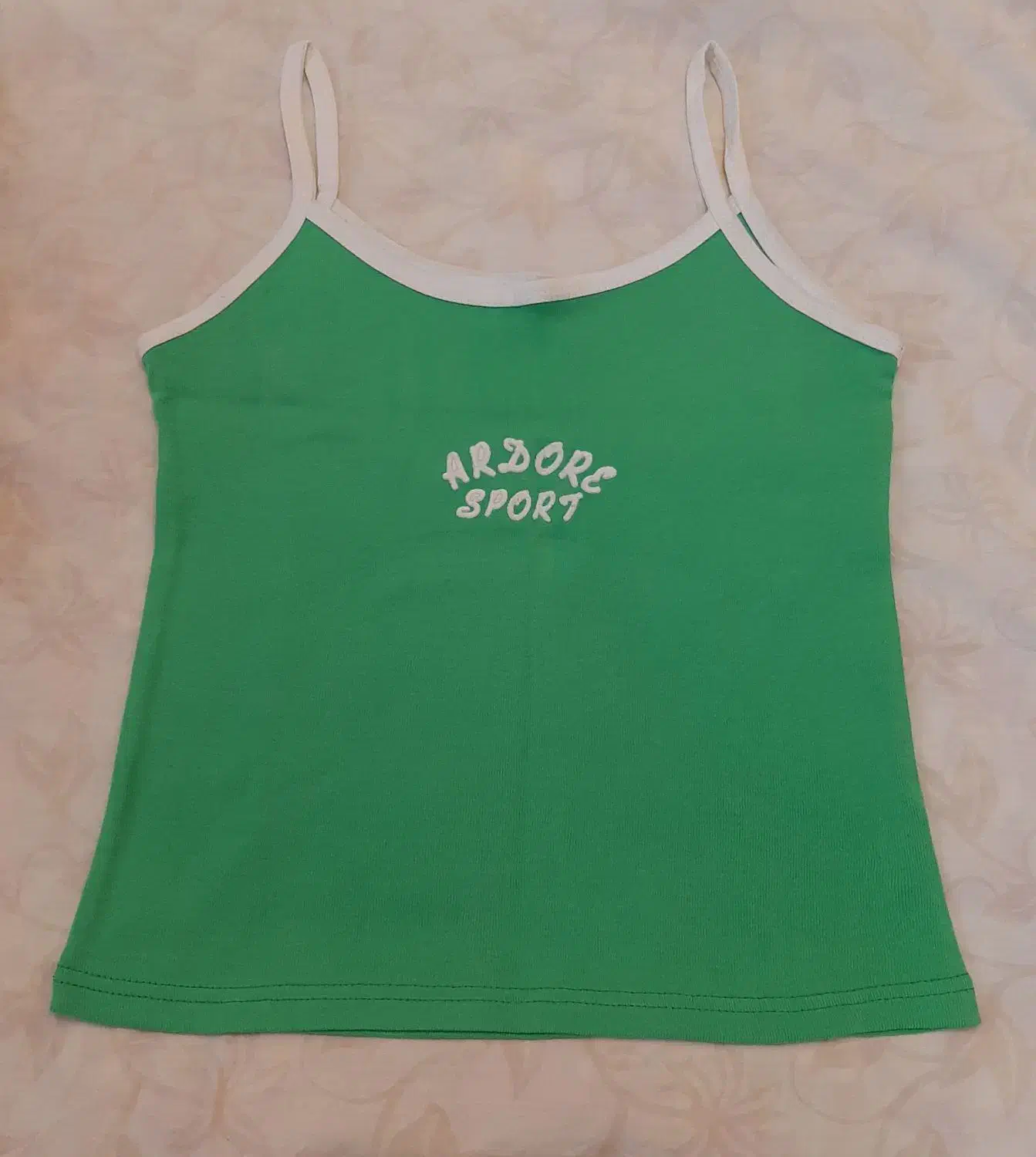 تعدادی تاپ|لباس|تبریز, |دیوار