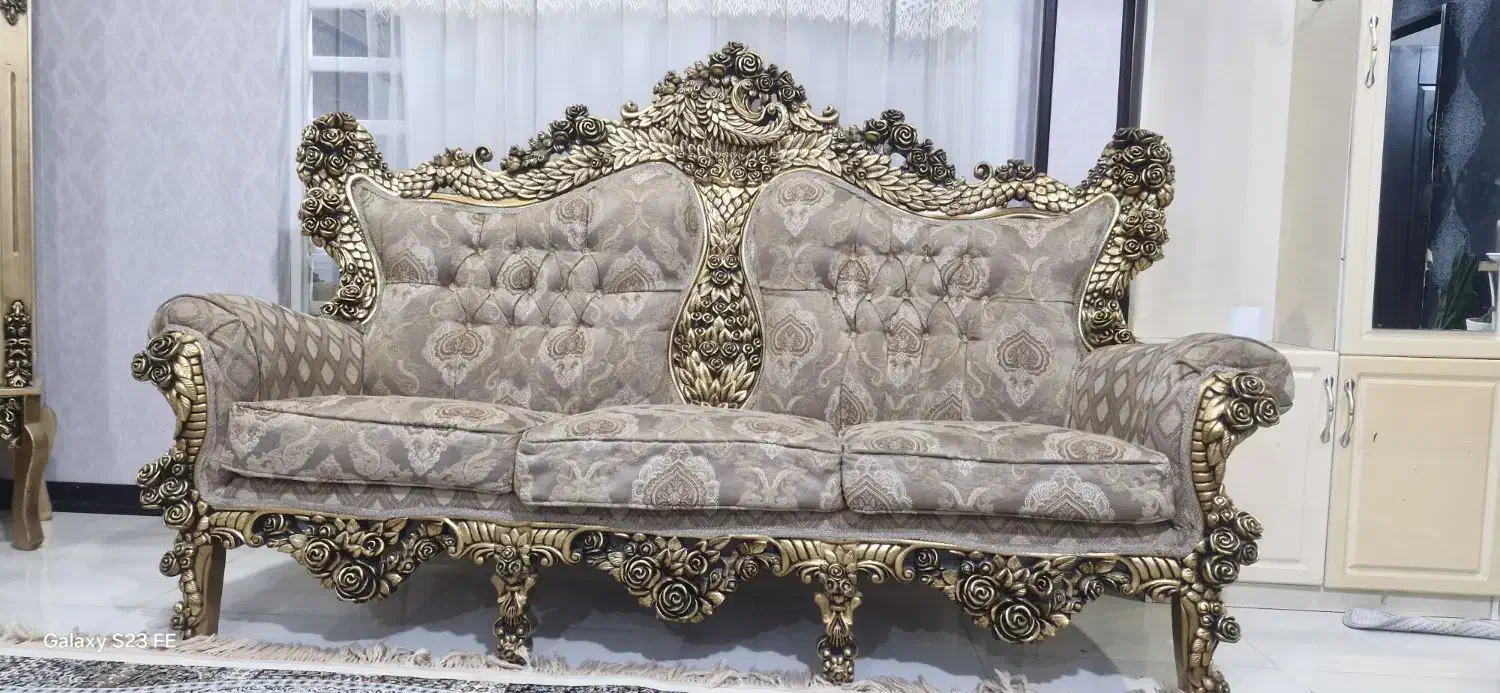 مبل سلطنتی|مبلمان خانگی و میز عسلی|سیرجان, |دیوار