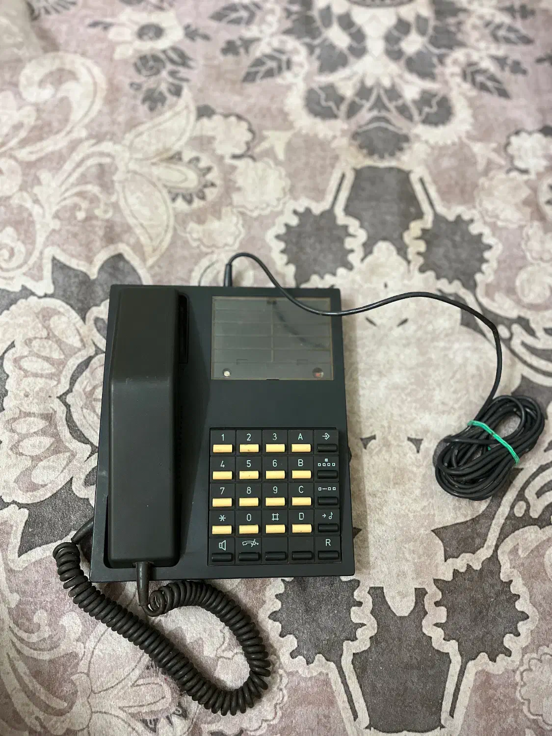 تلفن قدیمی  آلمانی|کلکسیون اشیاء عتیقه|ساری, |دیوار