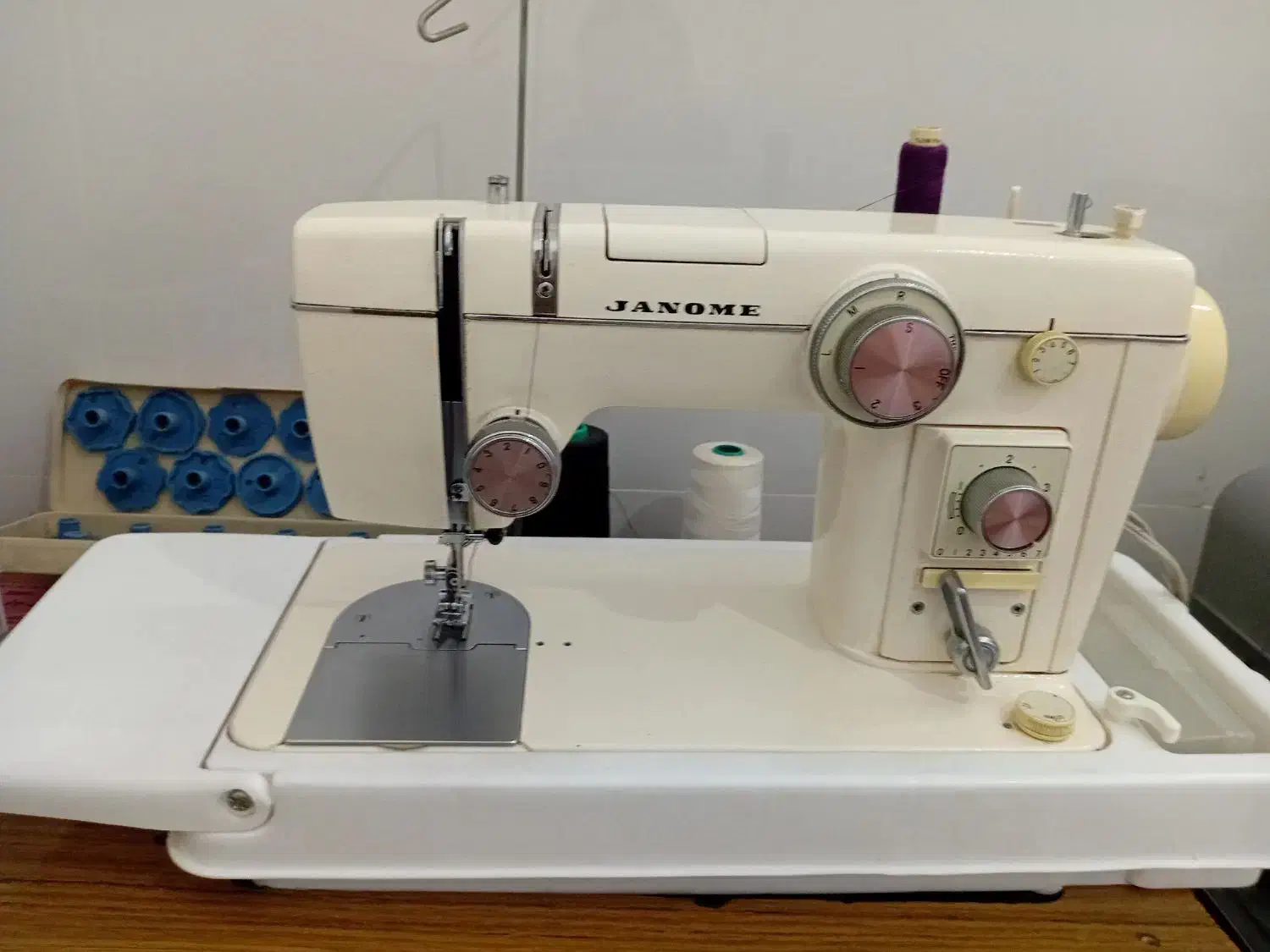 چرخ خیاطی ژانومه ۸۰۲|چرخ خیاطی و ریسندگی|مشهد, شهرک بهارستان|دیوار