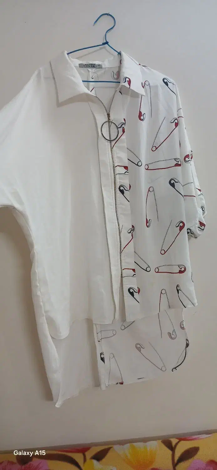 لباس|لباس|بروجرد, |دیوار