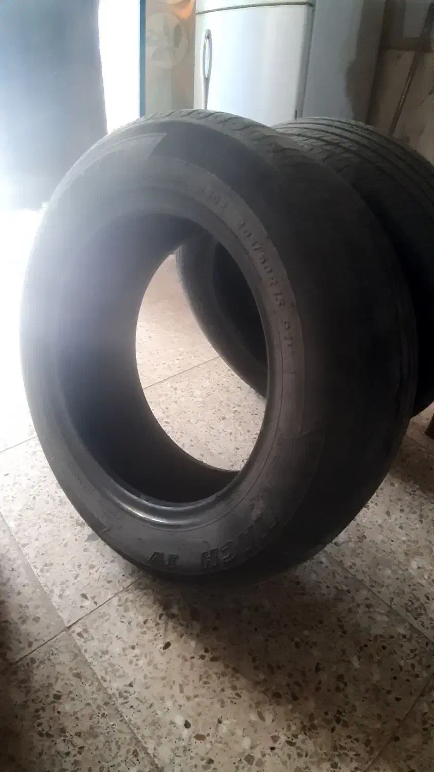 دو حلقه لاستیک 205 15|قطعات یدکی و لوازم جانبی|ملایر, |دیوار