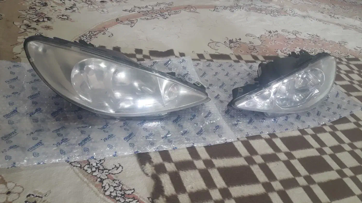 چراغ جلو ۲۰۶|قطعات یدکی و لوازم جانبی|کوهدشت, |دیوار