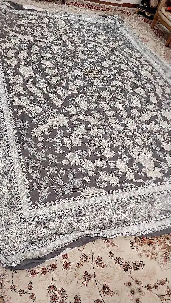 دو عدد روفرشی دوازده متری دور کشدار طوسی رنگ|روفرشی|قدس, شهر‌قدس|دیوار