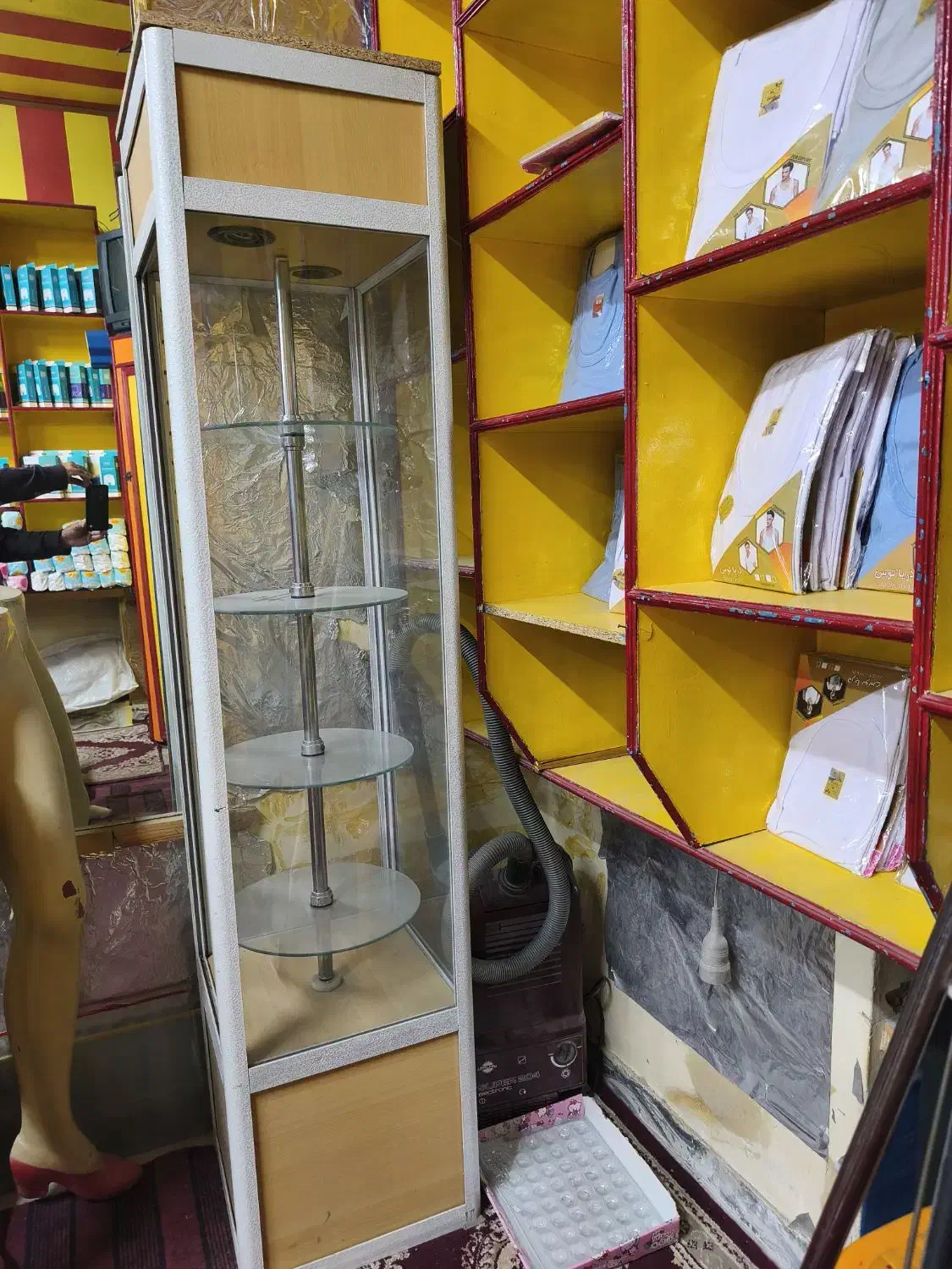 ویترین چرخان|فروشگاه و مغازه|قائن, |دیوار