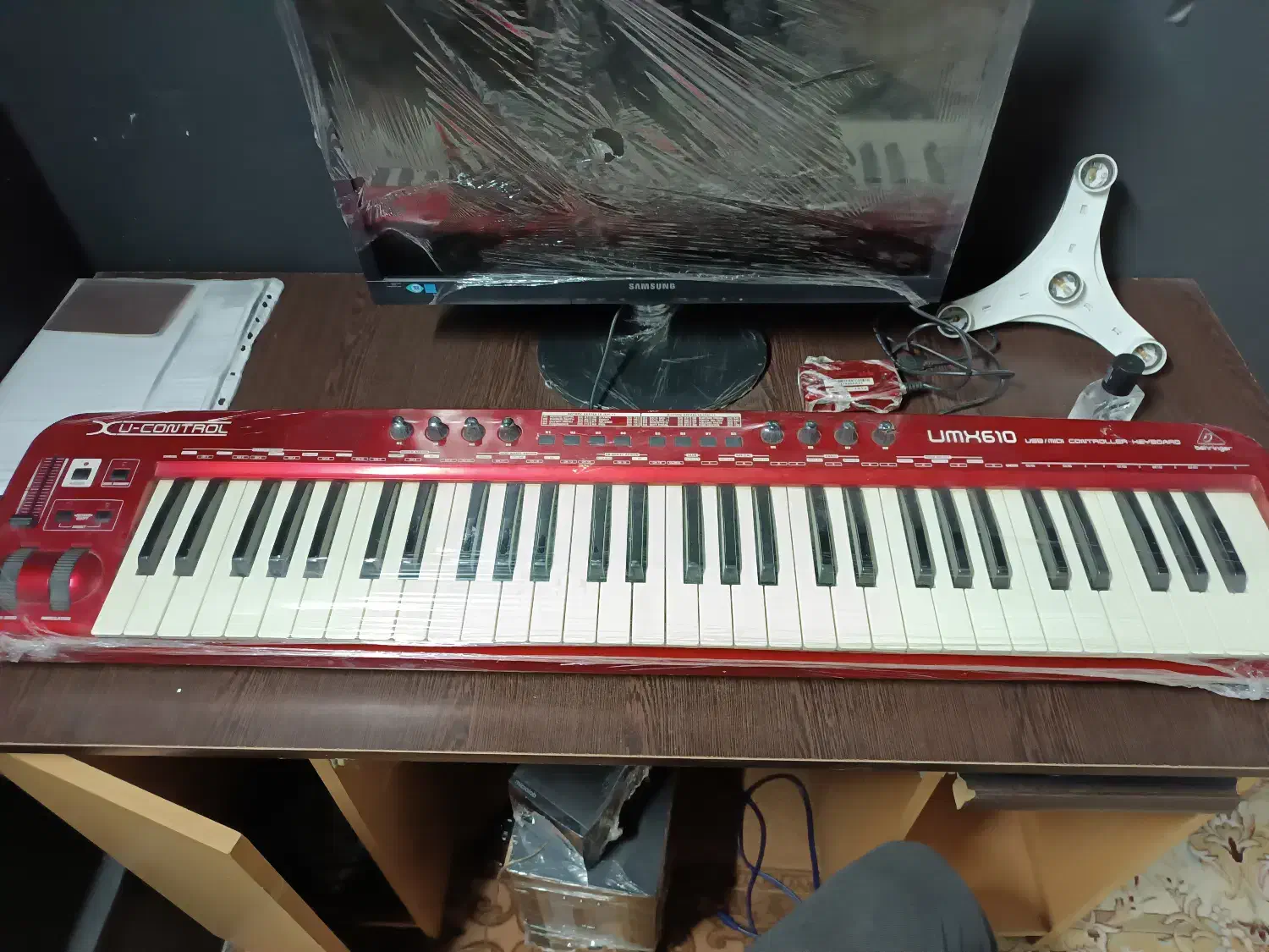 میدی کیبورد|پیانو، کیبورد، آکاردئون|تاکستان, |دیوار