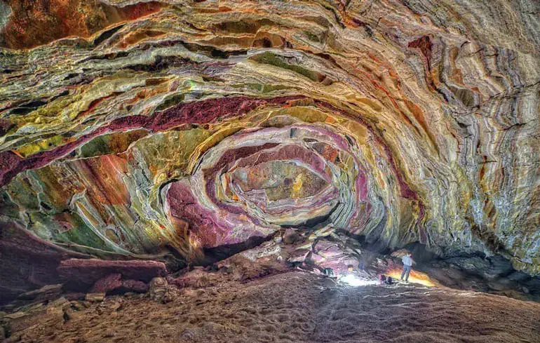 سفر به جزایر قشم. هرمز بازدید از جاذبه های گردشگری|تور و چارتر|فلاورجان, |دیوار