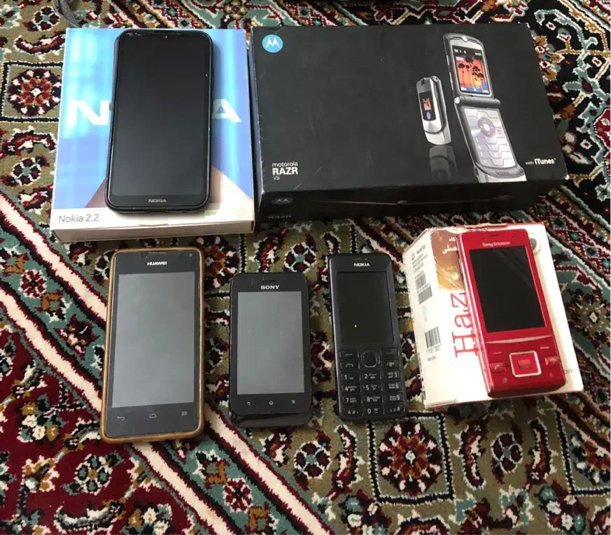 تعدادی گوشی|موبایل|تهران, تهرانپارس جنوبی|دیوار