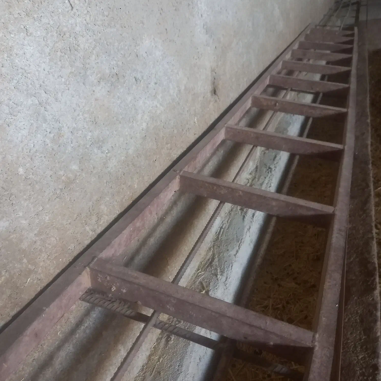 نردبان ۴ونیم متر|مصالح و تجهیزات ساختمان|خرم‌آباد, |دیوار