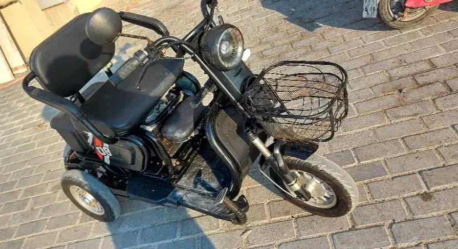 سه چرخه در حد نو|دوچرخه، اسکیت، اسکوتر|کیش, |دیوار