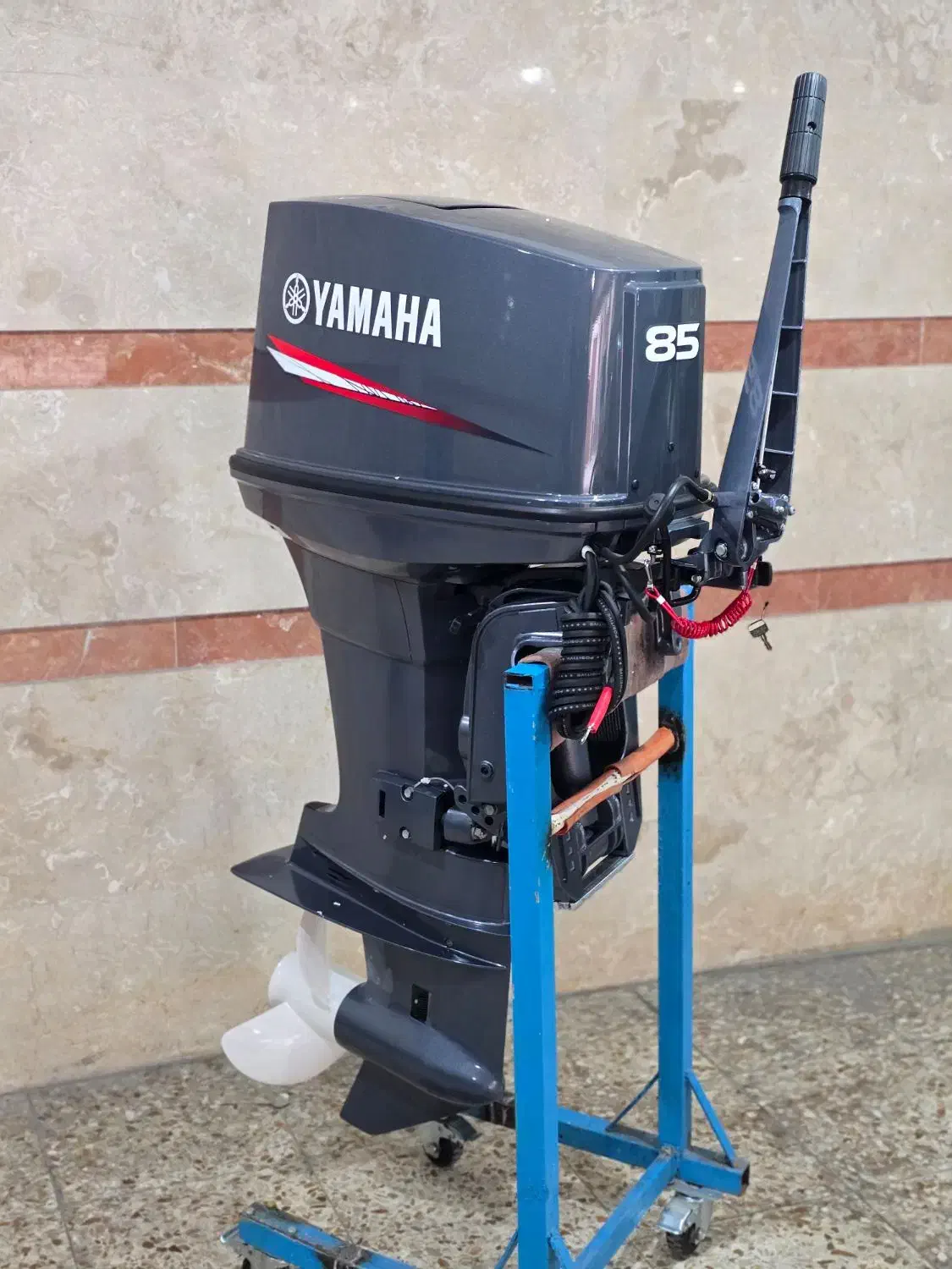 موتور قایق 85 کارتنی|قایق و سایر وسایل نقلیه|بندرعباس, |دیوار